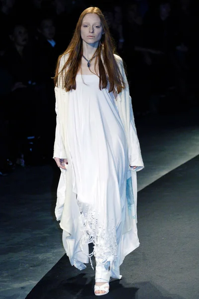 Look 37